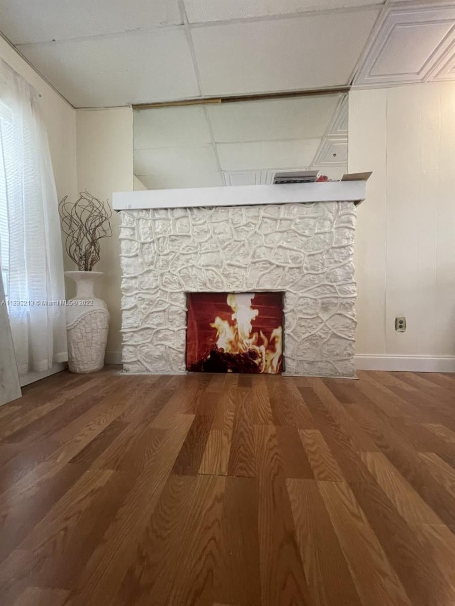 See details / 2970 sq. ft. $ 2022-09-30 0 Photo