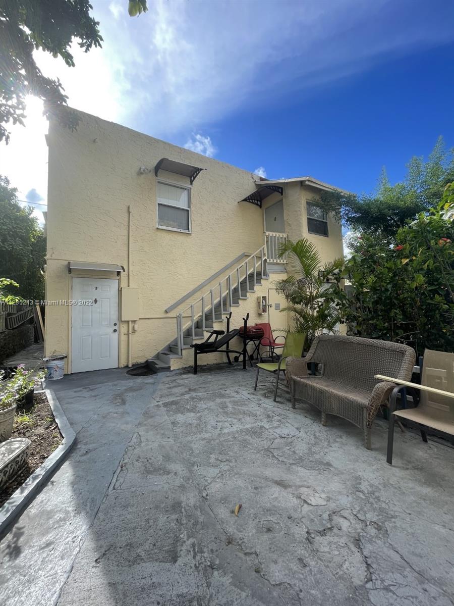 See details / 2970 sq. ft. $ 2022-09-30 0 Photo
