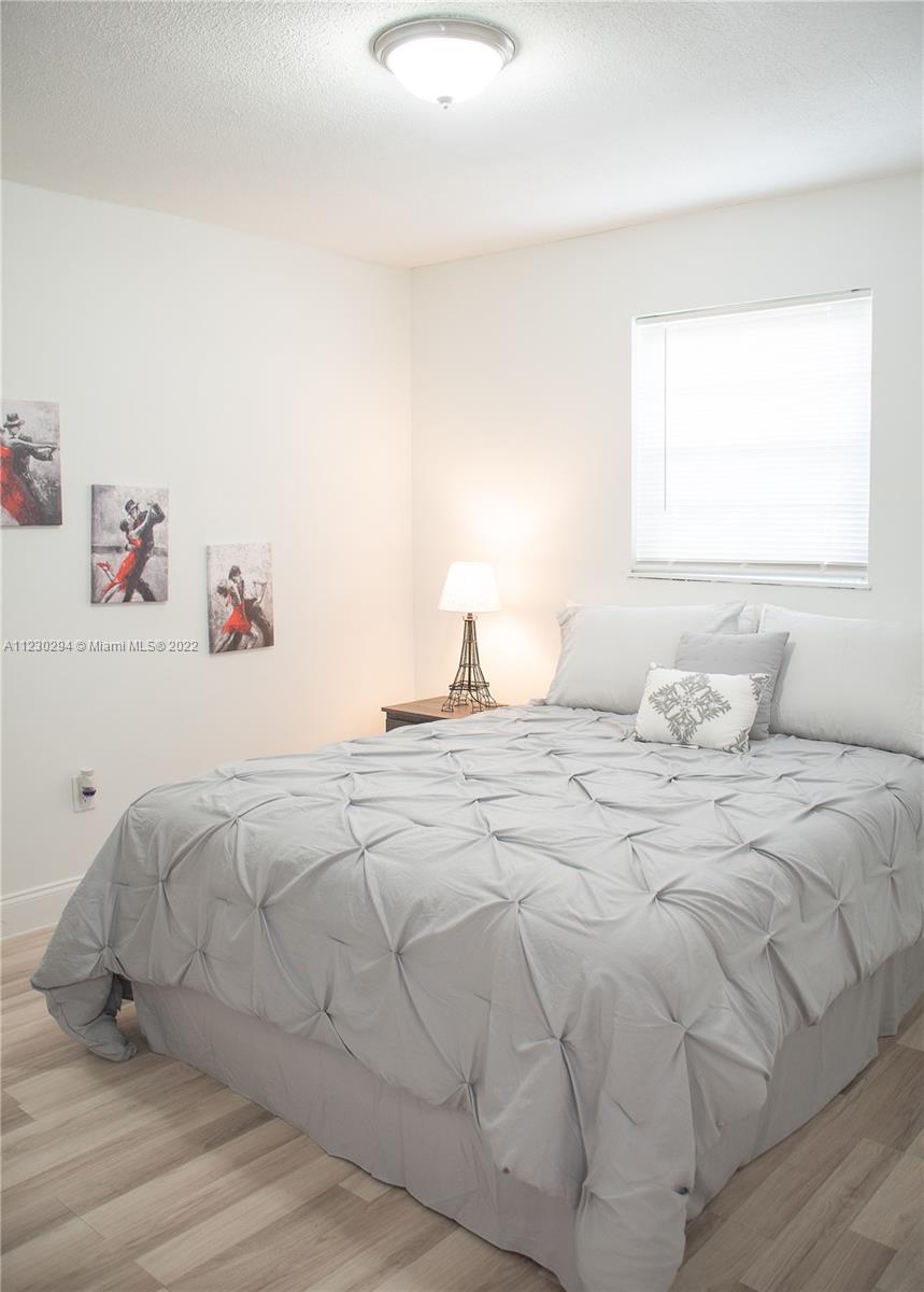See details / 2320 sq. ft. $ 2023-01-16 0 Photo