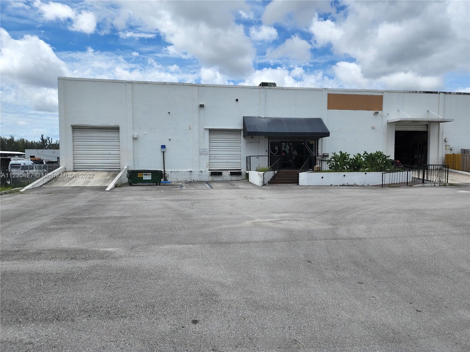 See details / sq. ft. $ 2022-06-29 0 Photo