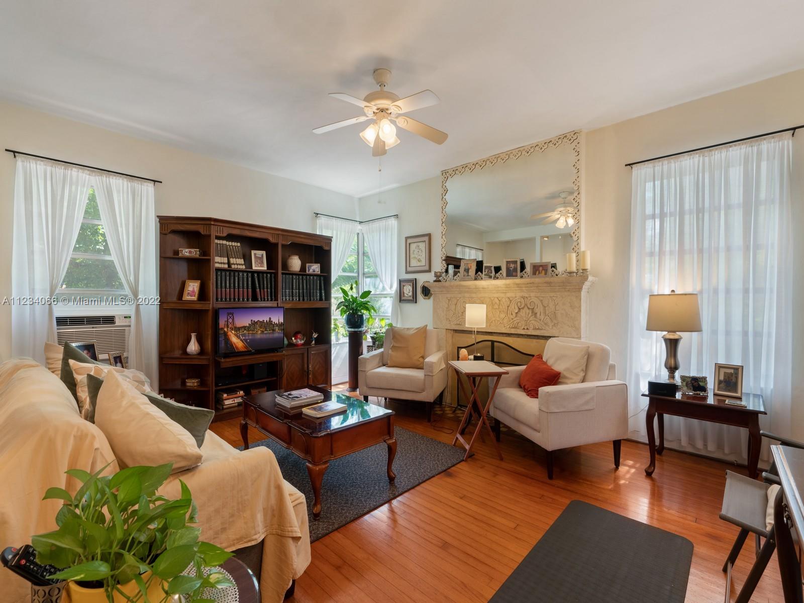 See details / 3586 sq. ft. $ 2022-09-14 0 Photo