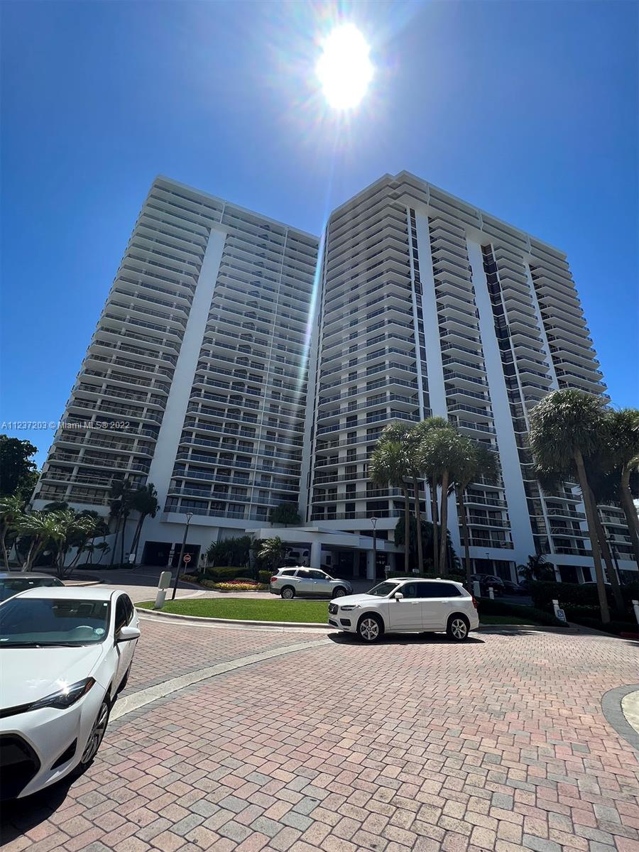 Photo of 20281 Country Club Dr #211, Aventura, Florida, 33180 -