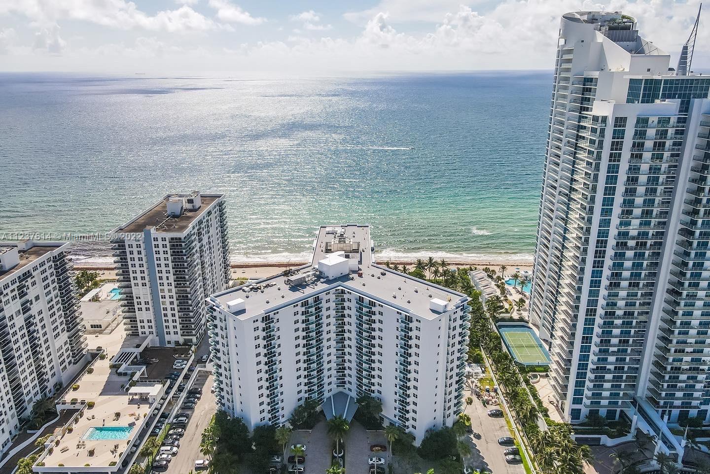 Photo of 3001 Ocean Dr #337, Hollywood, Florida, 33019 -