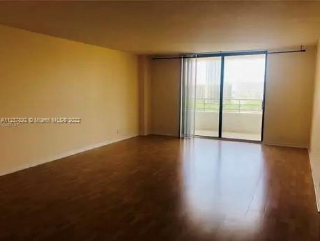 Photo of 2500 Parkview Dr #904, Hallandale Beach, Florida, 33009 - LIVING ROOM/DINING