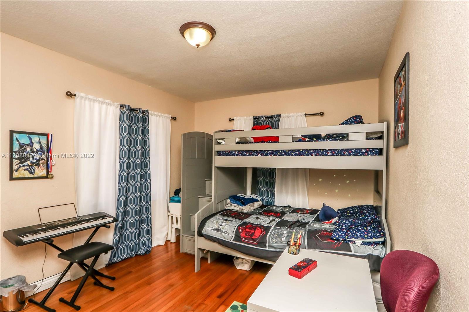 See details / 2012 sq. ft. $ 2022-09-07 0 Photo