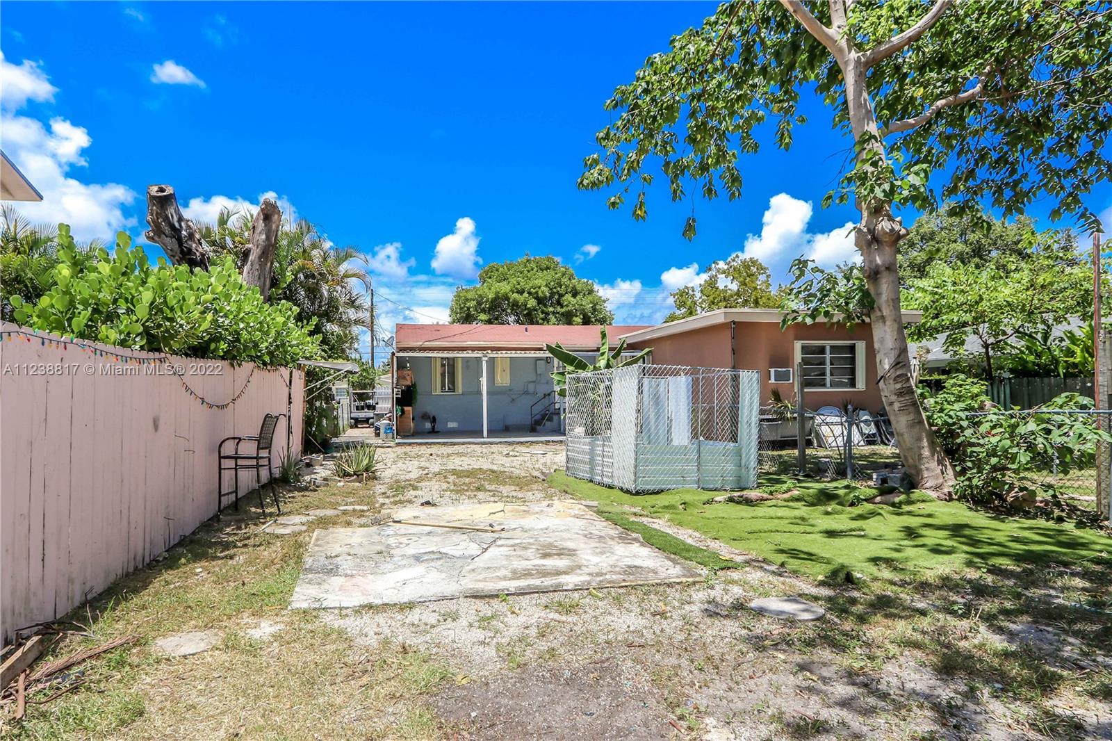 See details / 2012 sq. ft. $ 2022-09-07 0 Photo