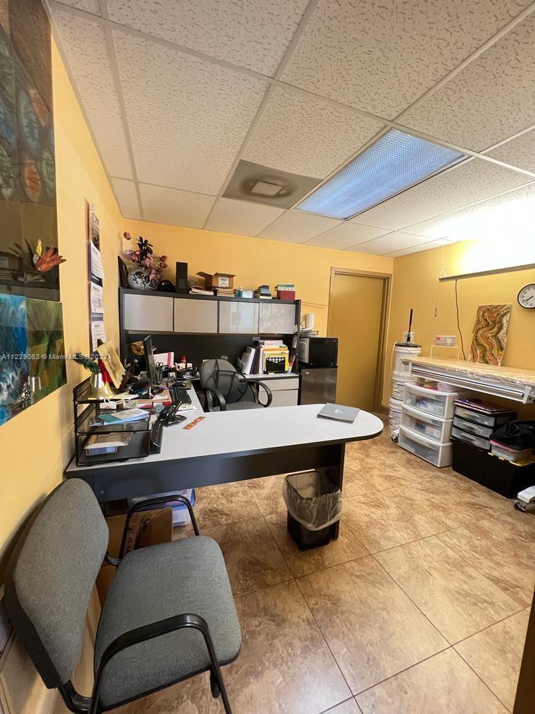 See details 12927 / sq. ft. $ 2022-07-11 0 Photo