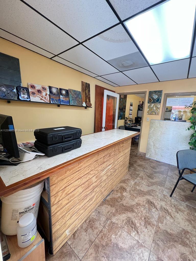 See details 12927 / sq. ft. $ 2022-07-11 0 Photo