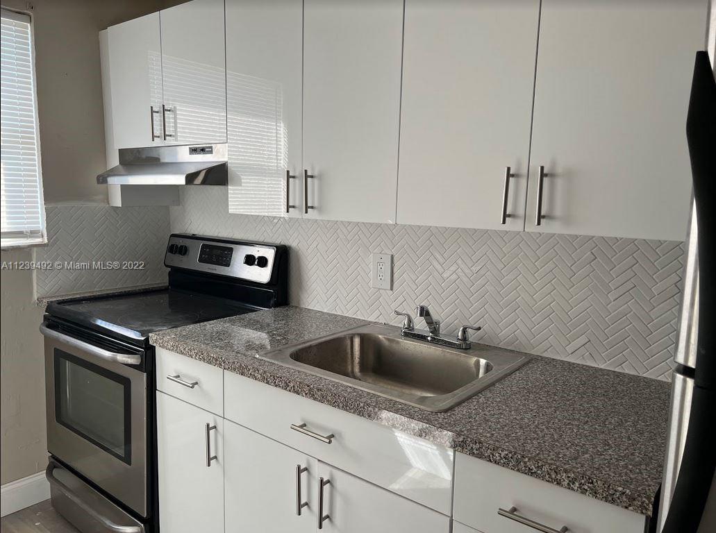 See details 1-6 / sq. ft. $ 2022-11-04 0 Photo