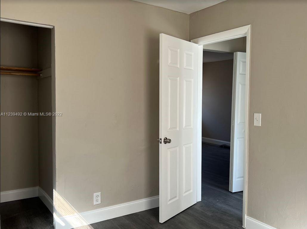 See details 1-6 / sq. ft. $ 2022-11-04 0 Photo