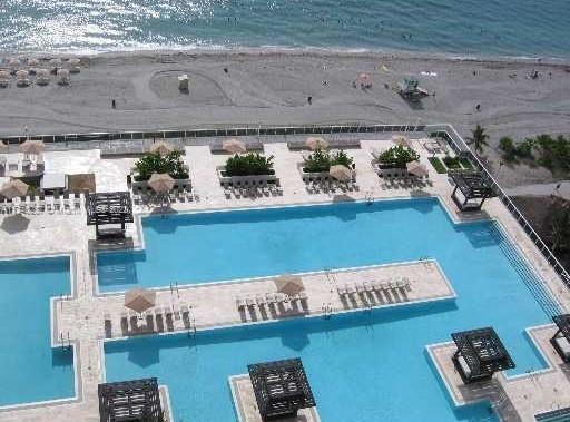 Ver detalles 4103 3 / 3 1733 sq. ft. $ 2022-09-12 0 foto