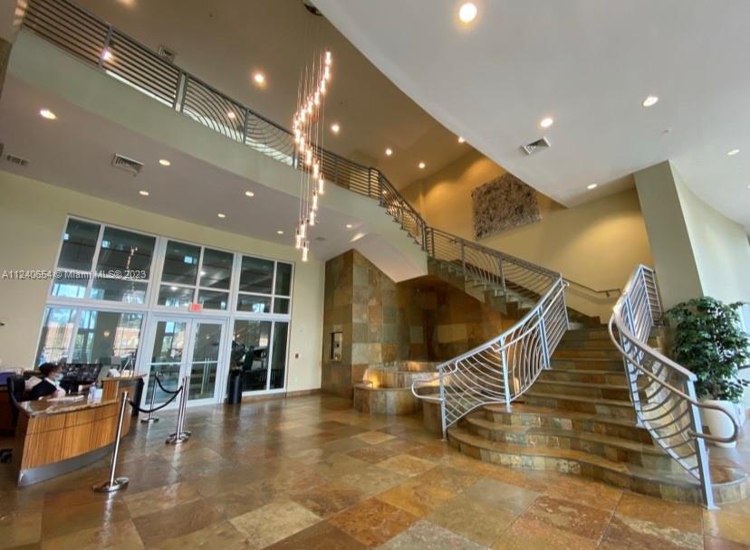 Фото 1755 Hallandale Beach Blvd #1705E, Hallandale Beach, Florida, 33009 -