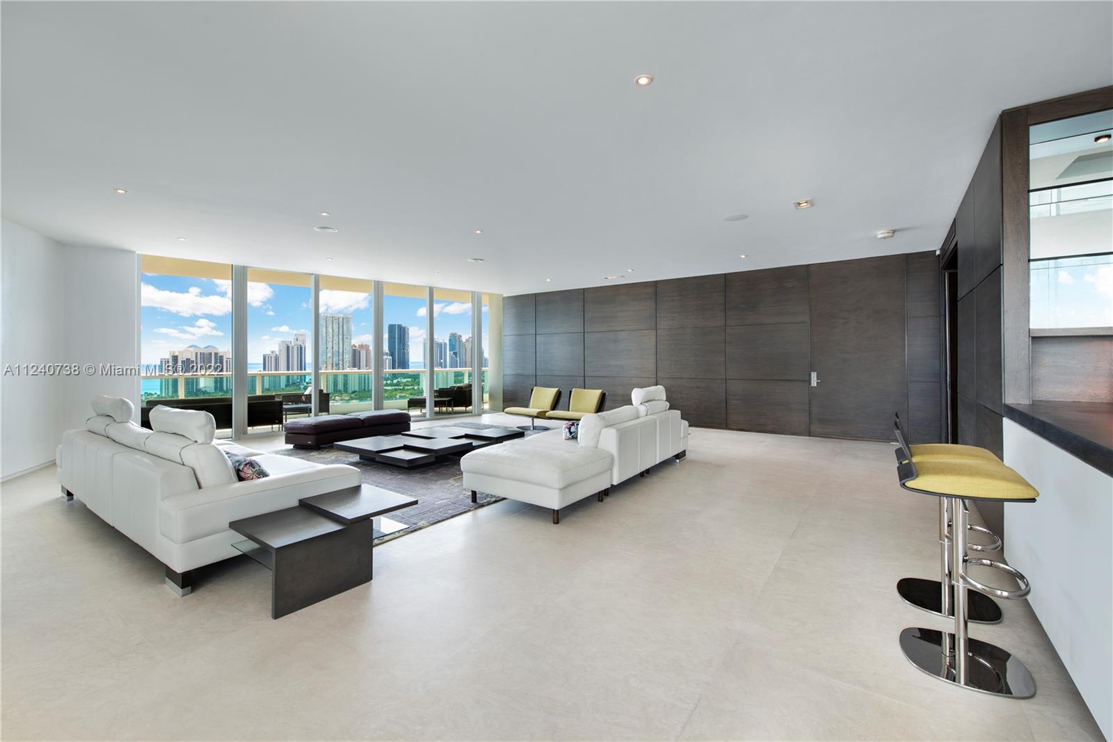 Photo of 20155 38th Ct #2404, Aventura, Florida, 33180 -