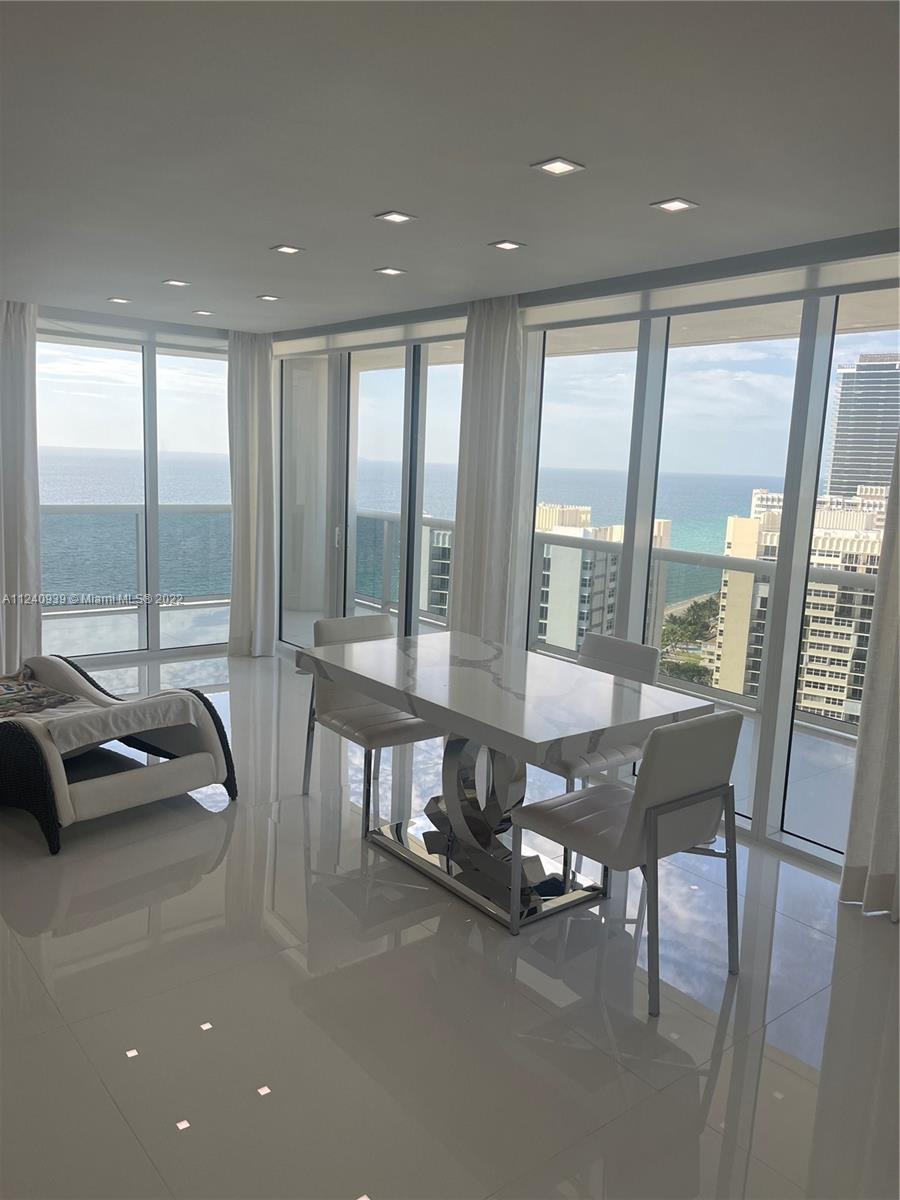 See details 2705 2 / 2 1782 sq. ft. $ 2022-12-07 0 Photo