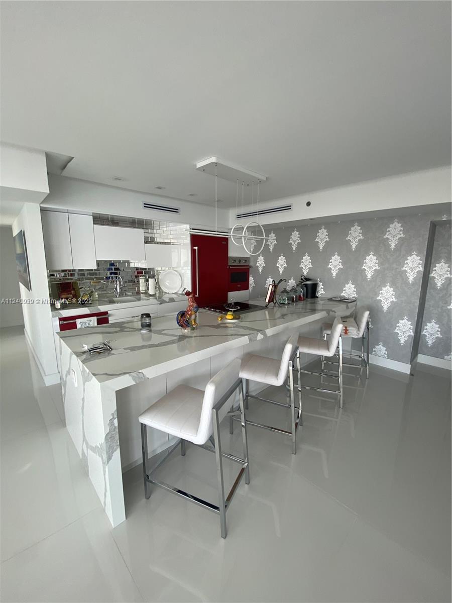 See details 2705 2 / 2 1782 sq. ft. $ 2022-12-07 0 Photo