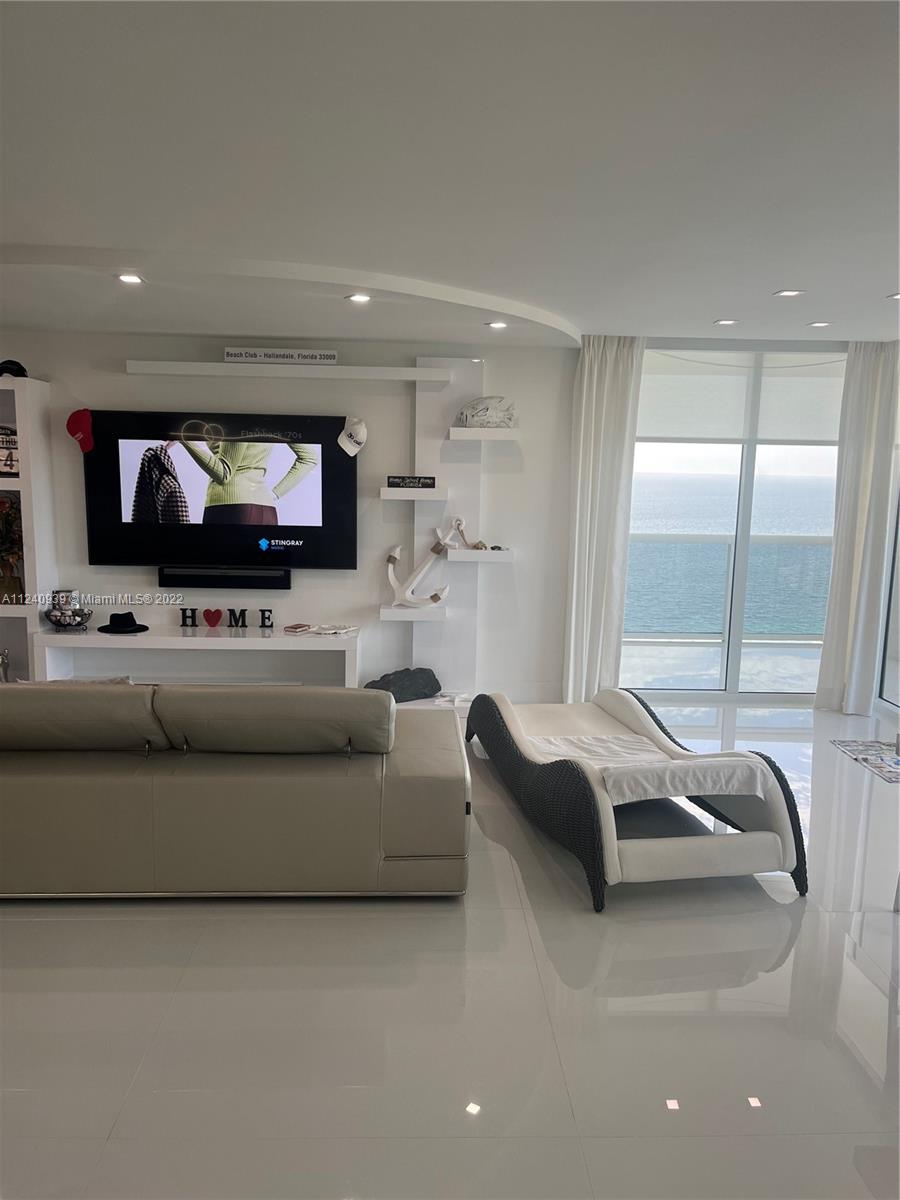 See details 2705 2 / 2 1782 sq. ft. $ 2022-12-07 0 Photo