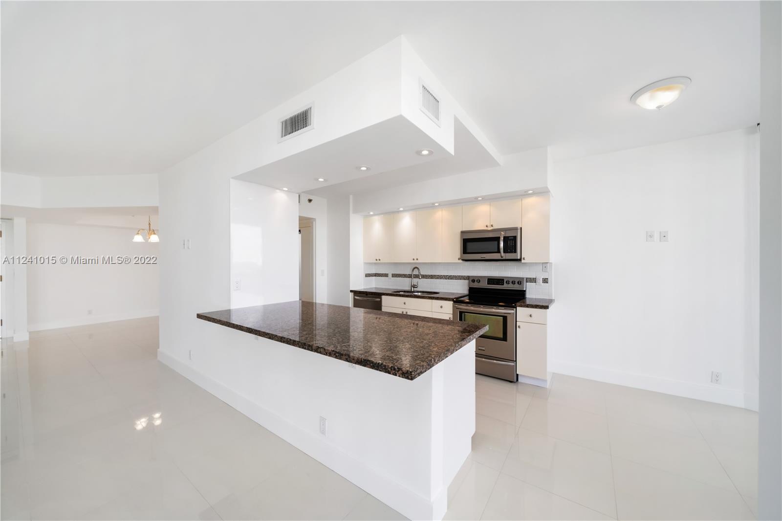 Photo of 20281 Country Club Dr #703, Aventura, Florida, 33180 -