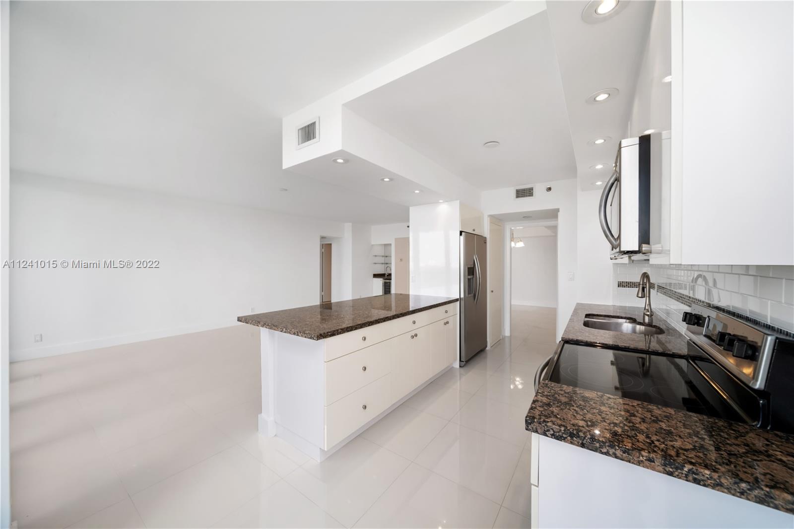 Photo of 20281 Country Club Dr #703, Aventura, Florida, 33180 -