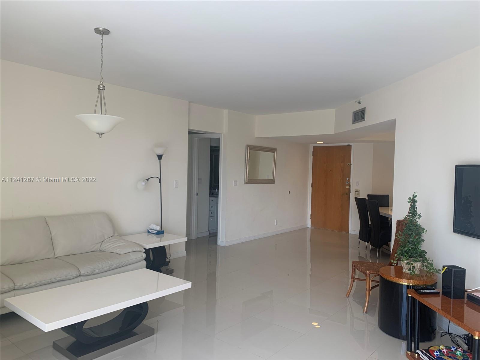 Photo of 19355 Turnberry Way #4G, Aventura, Florida, 33180 -