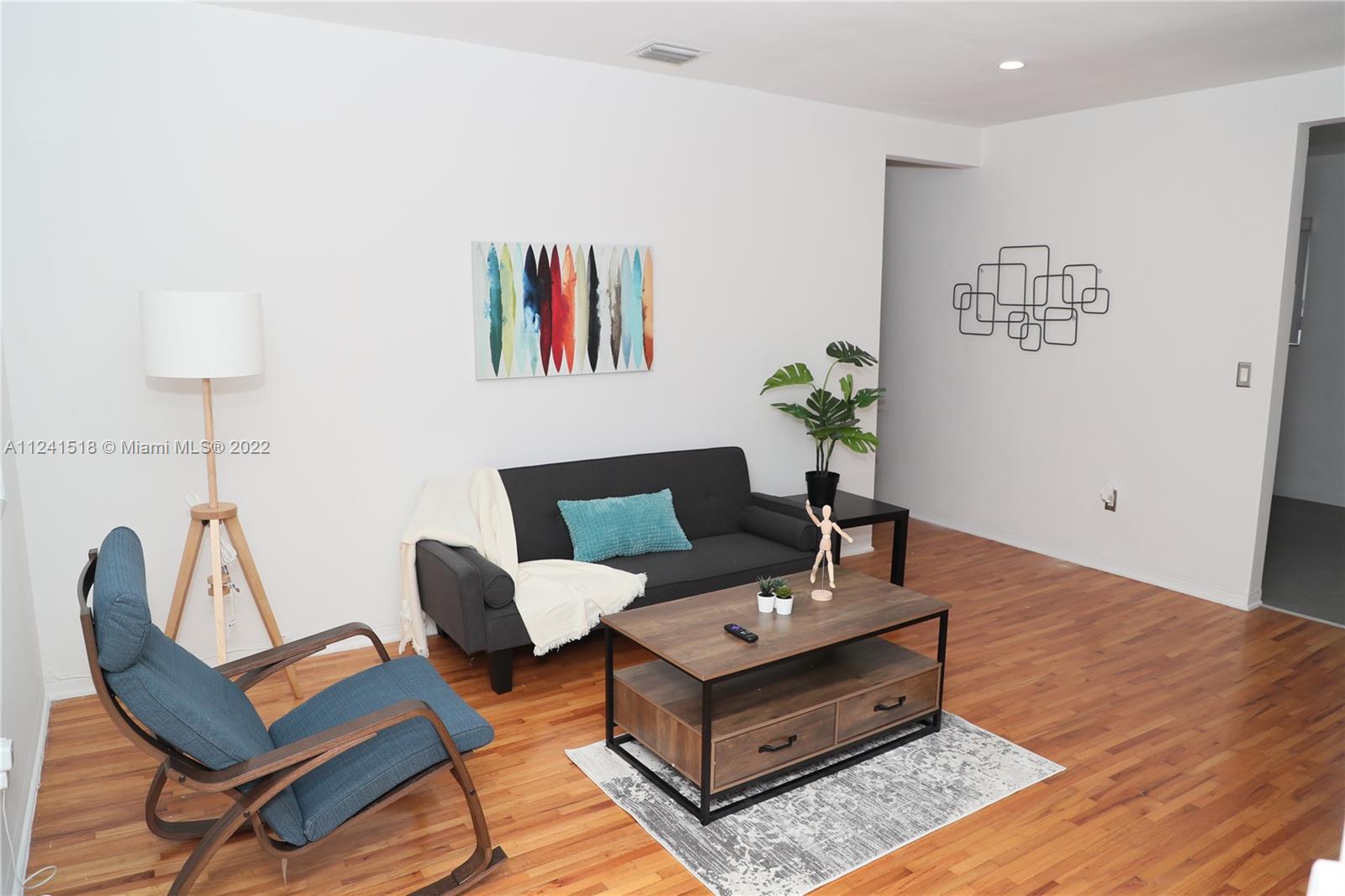 See details / 3360 sq. ft. $ 2022-07-15 0 Photo
