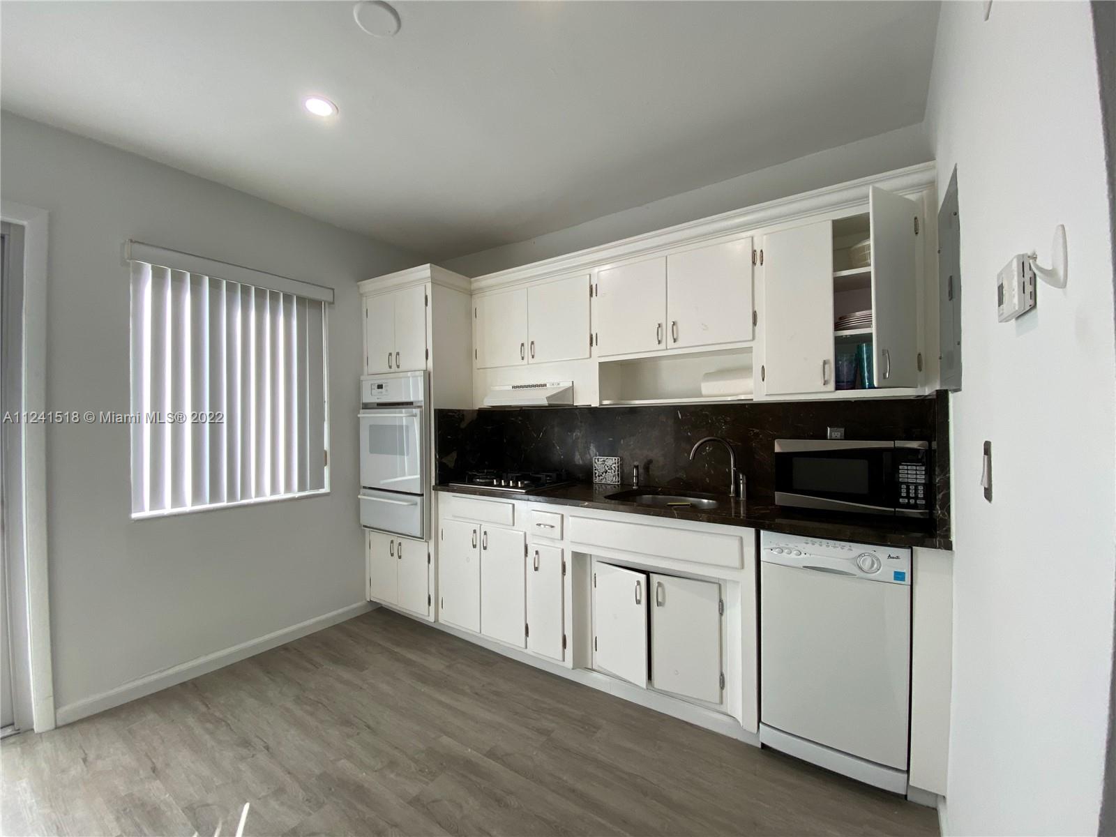 See details / 3360 sq. ft. $ 2022-07-15 0 Photo