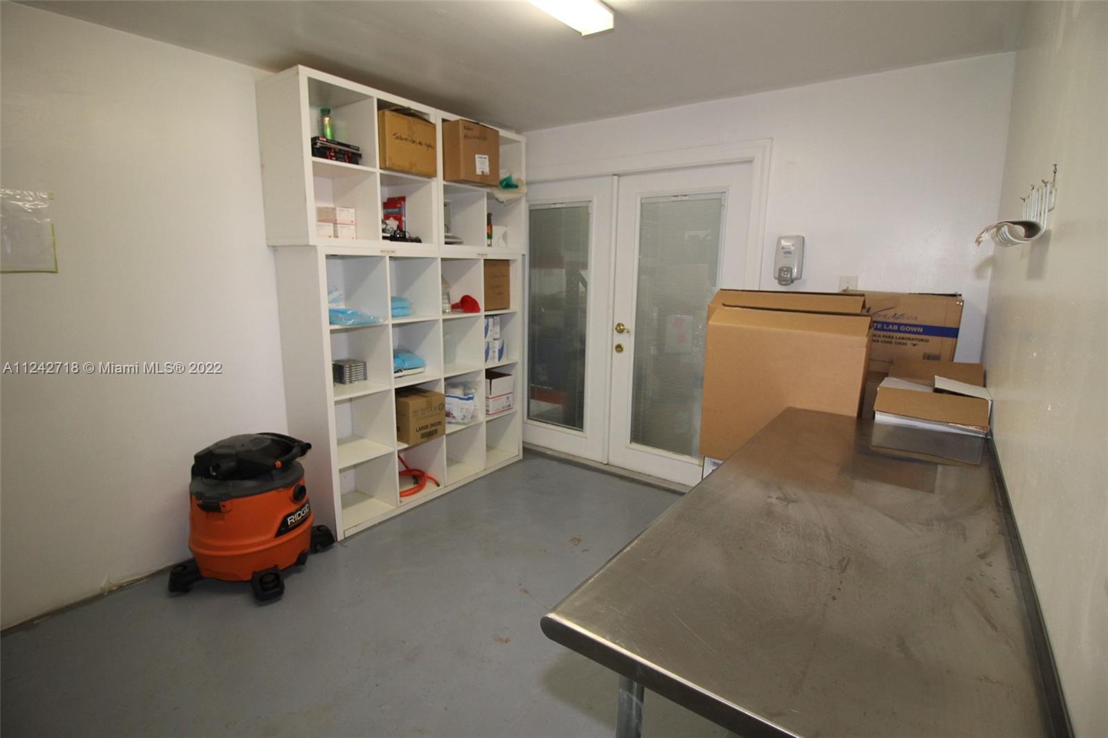 See details / sq. ft. $ 2022-09-13 0 Photo