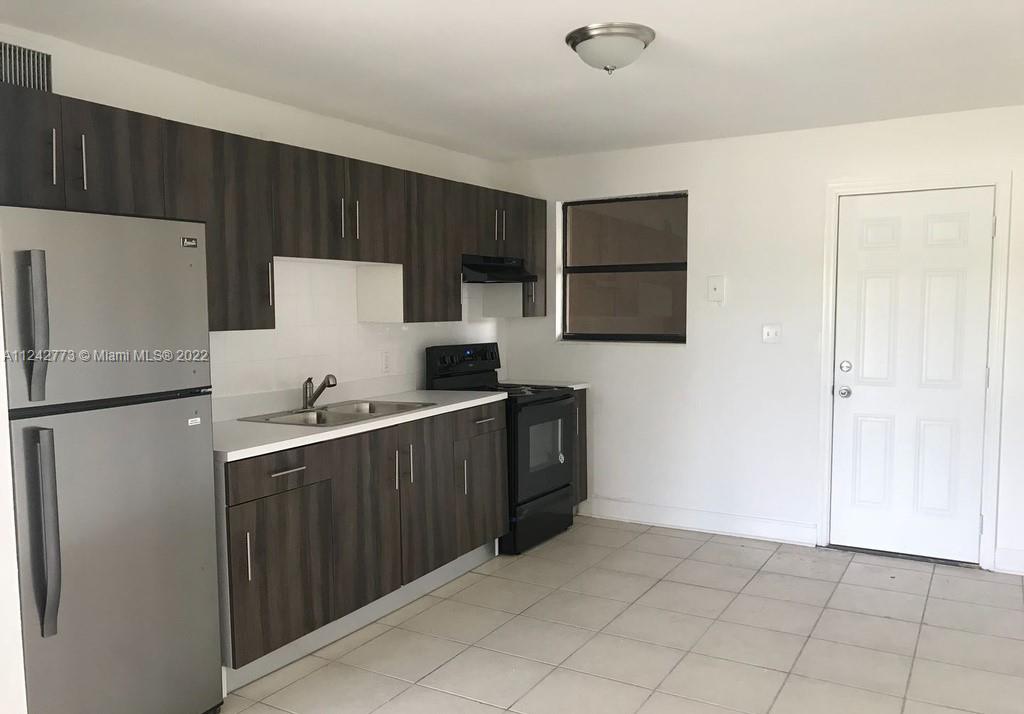 See details / sq. ft. $ 2022-07-18 0 Photo