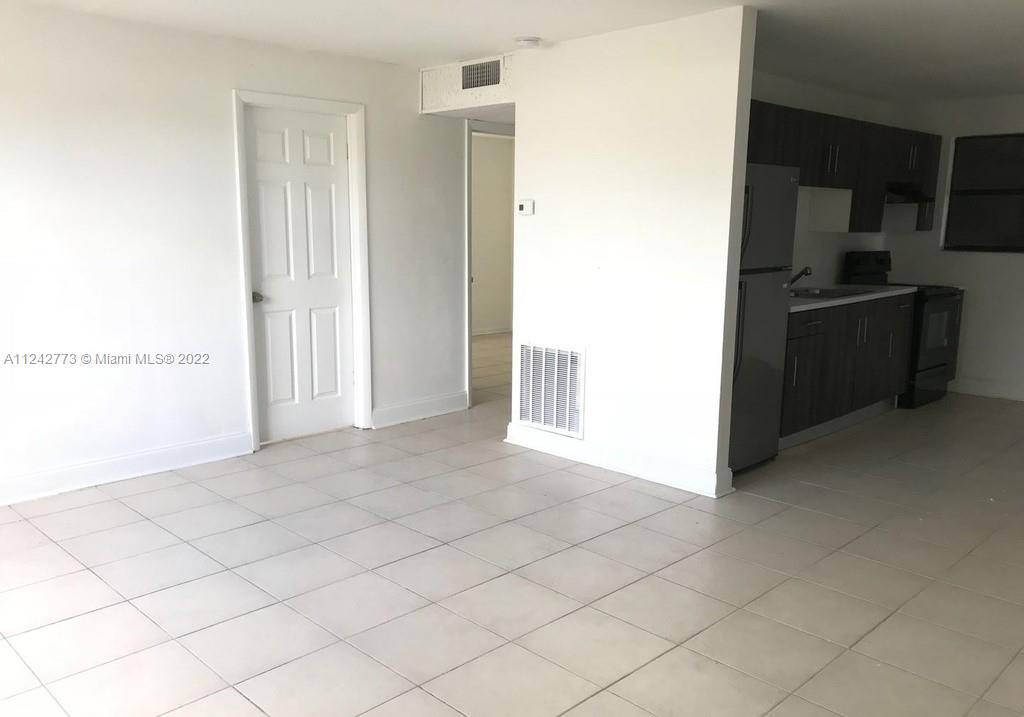 See details / sq. ft. $ 2022-07-18 0 Photo