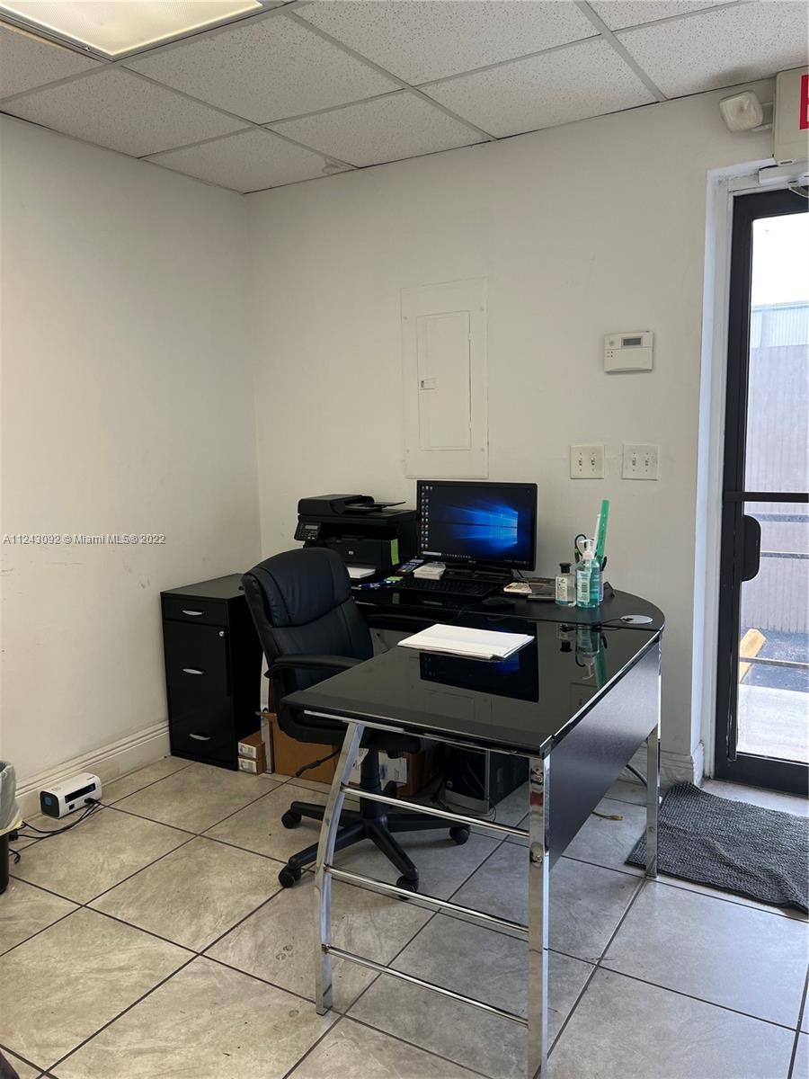 See details / sq. ft. $ 2022-07-18 0 Photo