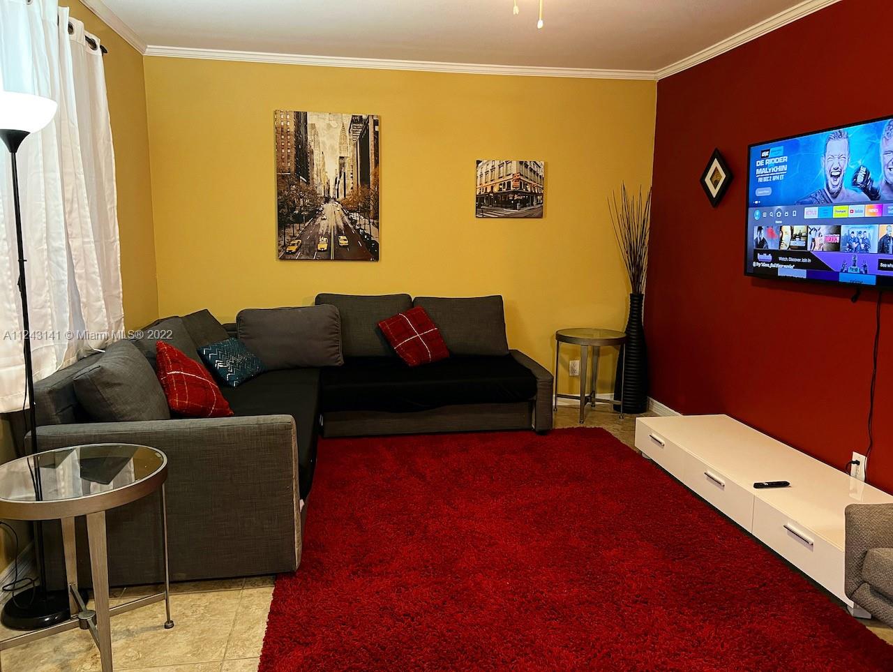 See details / 713 sq. ft. $ 2022-07-18 0 Photo