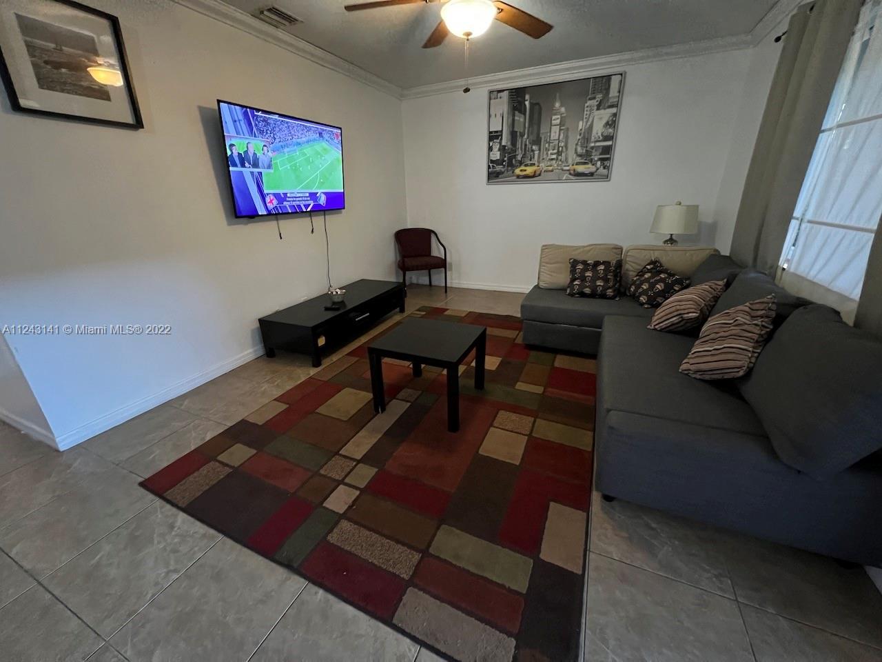 See details / 713 sq. ft. $ 2022-07-18 0 Photo