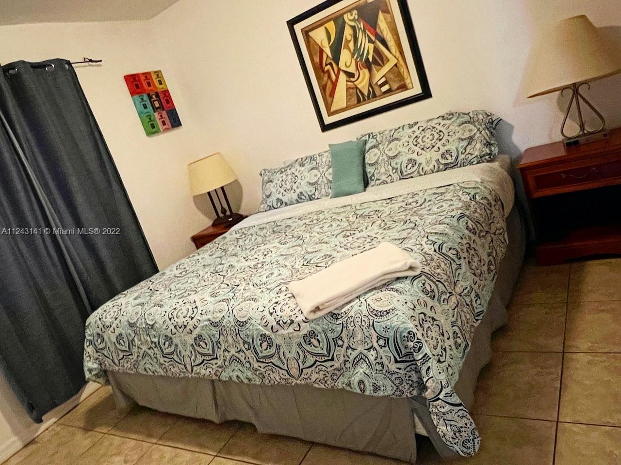 See details / 713 sq. ft. $ 2022-07-18 0 Photo