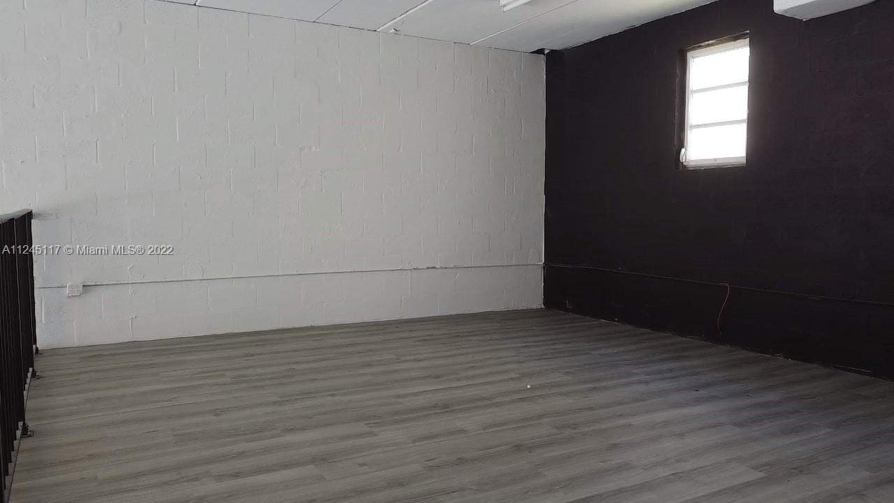 See details B-1 / sq. ft. $ 2022-07-21 0 Photo