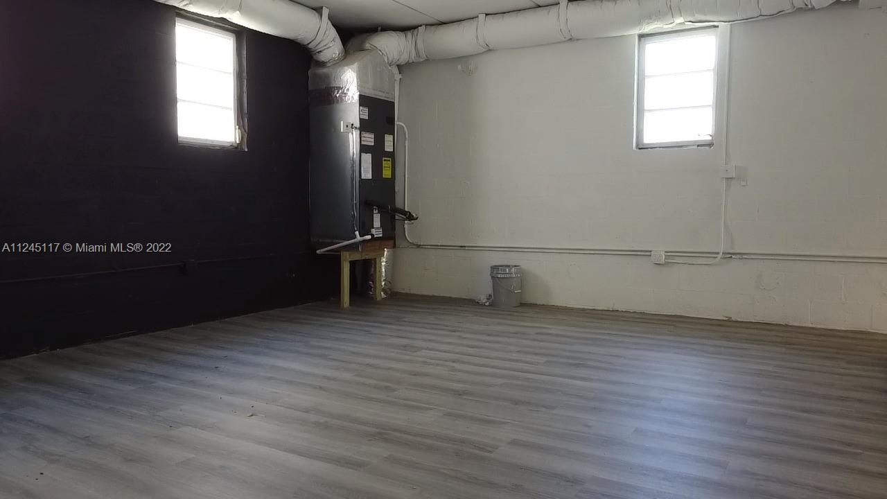 See details B-1 / sq. ft. $ 2022-07-21 0 Photo