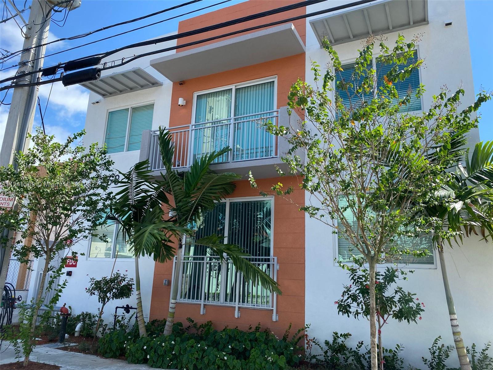 See details / 3746 sq. ft. $ 2022-08-10 0 Photo