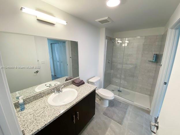 See details / 3746 sq. ft. $ 2022-08-10 0 Photo