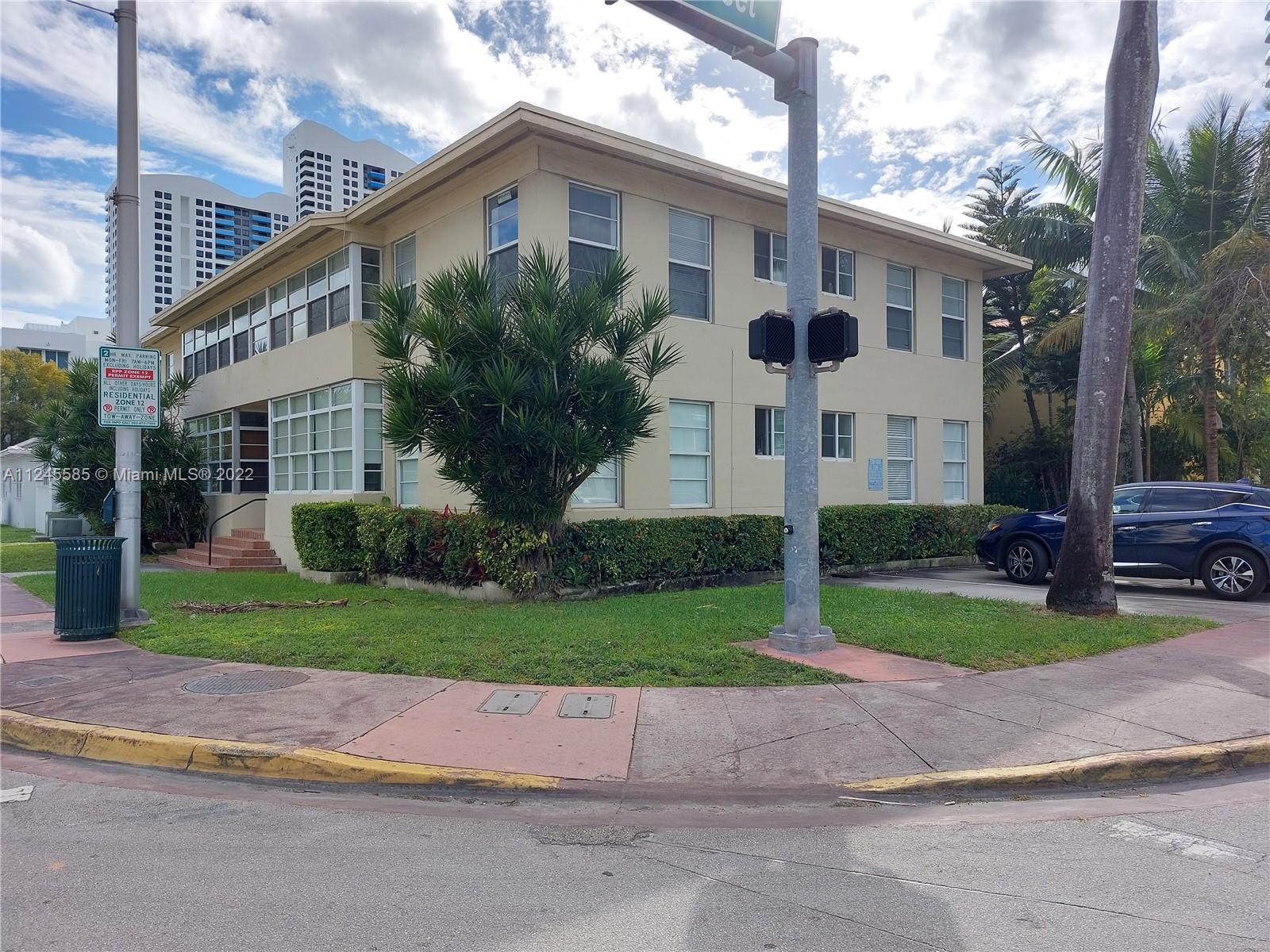 See details / 4952 sq. ft. $ 2022-09-16 0 Photo