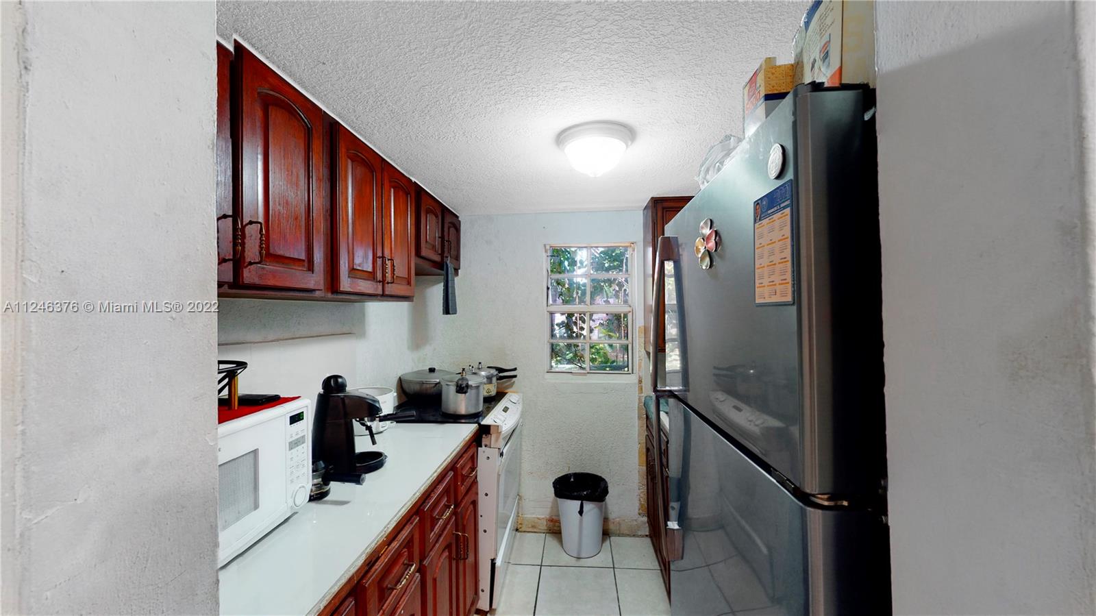 See details / 2307 sq. ft. $ 2022-11-07 0 Photo