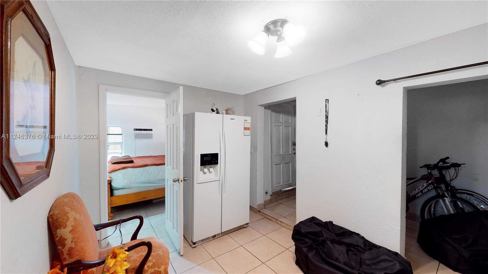 See details / 2307 sq. ft. $ 2022-11-07 0 Photo