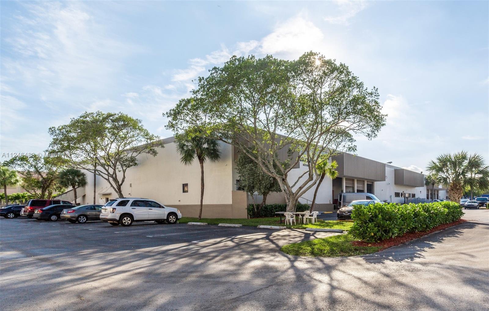 See details / sq. ft. $ 2022-07-25 0 Photo