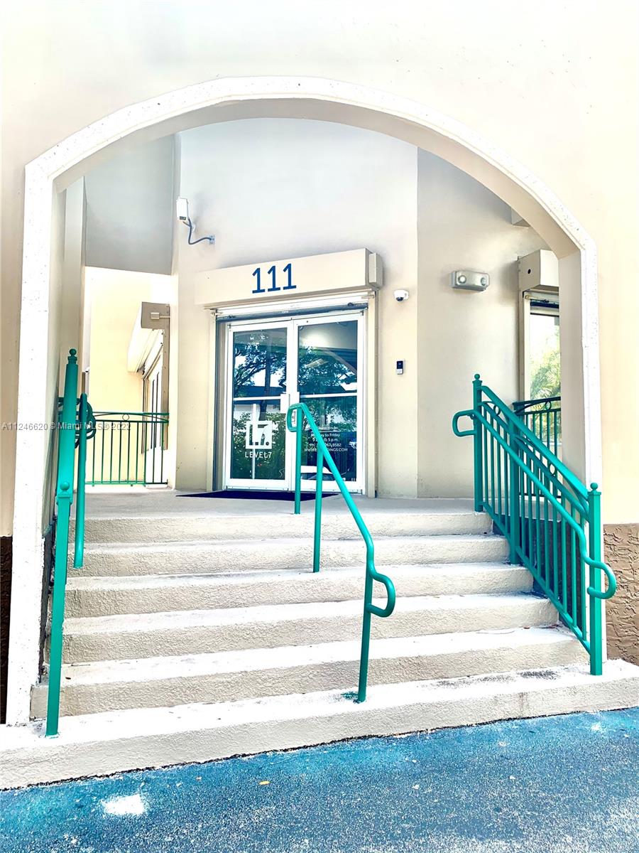 See details 111 / sq. ft. $ 2022-07-25 0 Photo