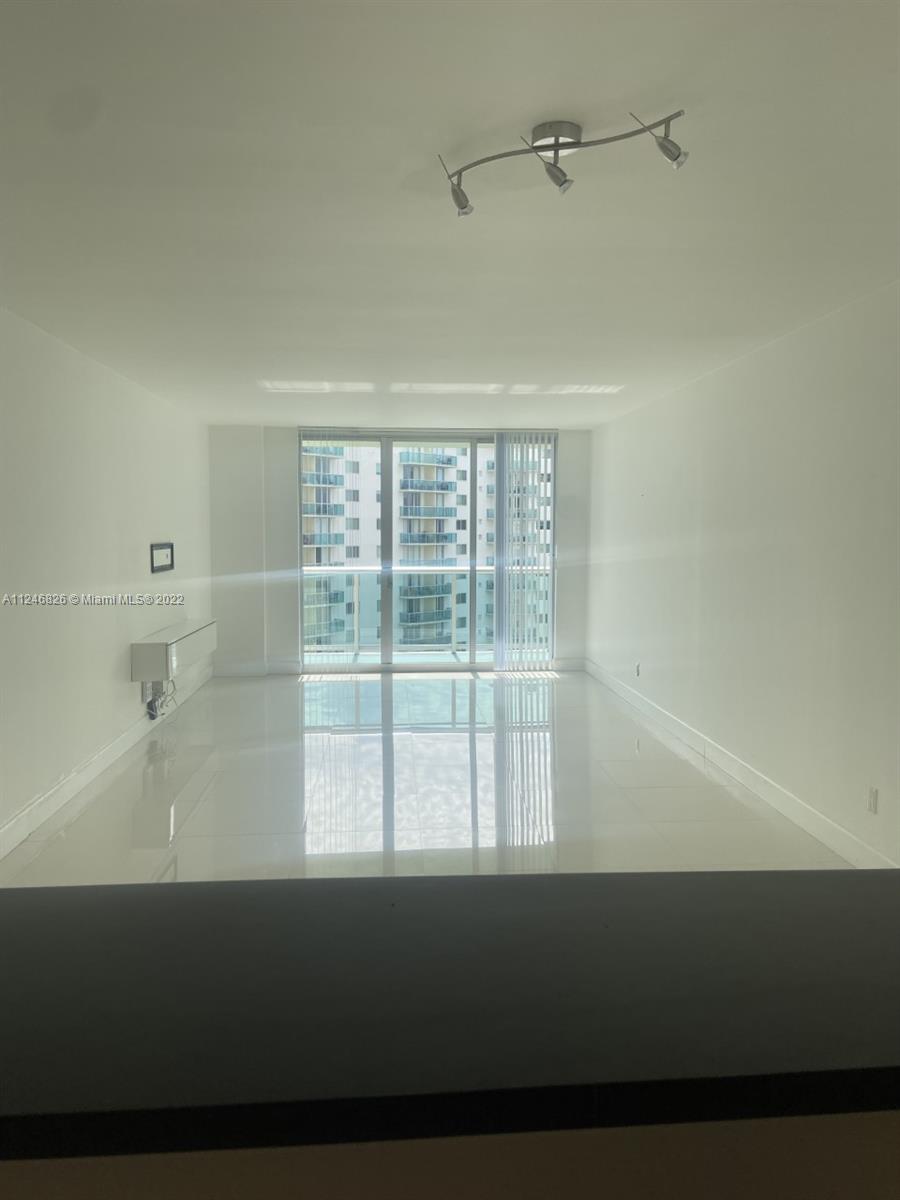 Photo of 19390 Collins Ave #1418, Sunny Isles Beach, Florida, 33160 -