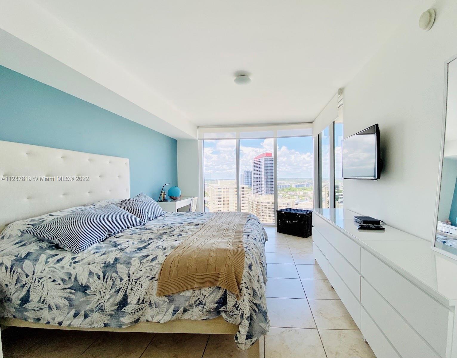 Ver detalles 2008 3 / 3 1571 sq. ft. $ 2022-11-23 0 foto