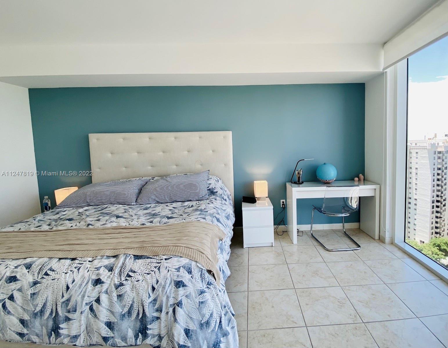 Ver detalles 2008 3 / 3 1571 sq. ft. $ 2022-11-23 0 foto