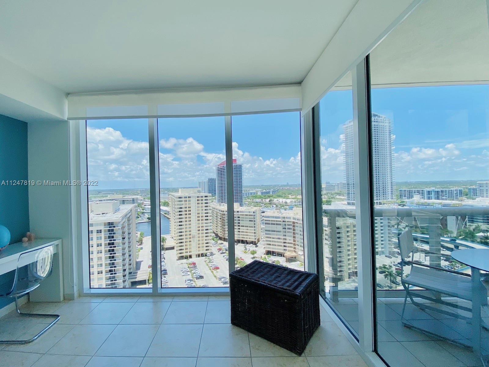 Ver detalles 2008 3 / 3 1571 sq. ft. $ 2022-11-23 0 foto