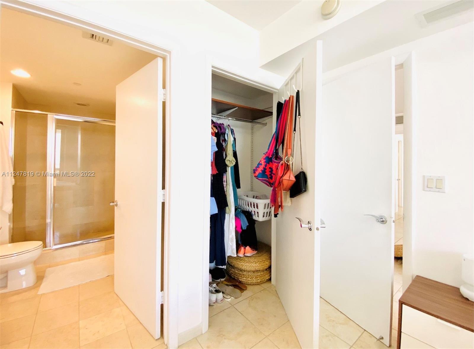 Ver detalles 2008 3 / 3 1571 sq. ft. $ 2022-11-23 0 foto