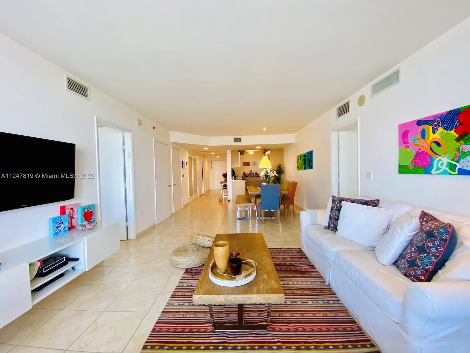Ver detalles 2008 3 / 3 1571 sq. ft. $ 2022-11-23 0 foto