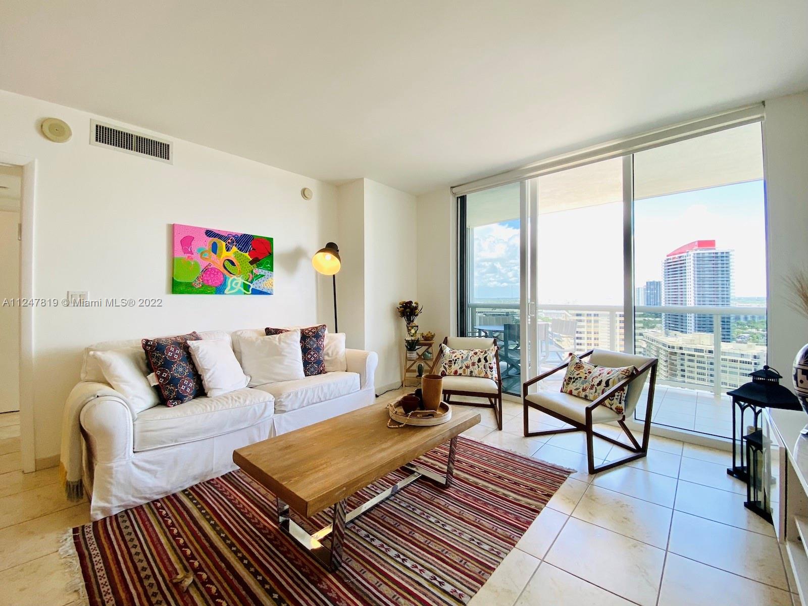 Ver detalles 2008 3 / 3 1571 sq. ft. $ 2022-11-23 0 foto