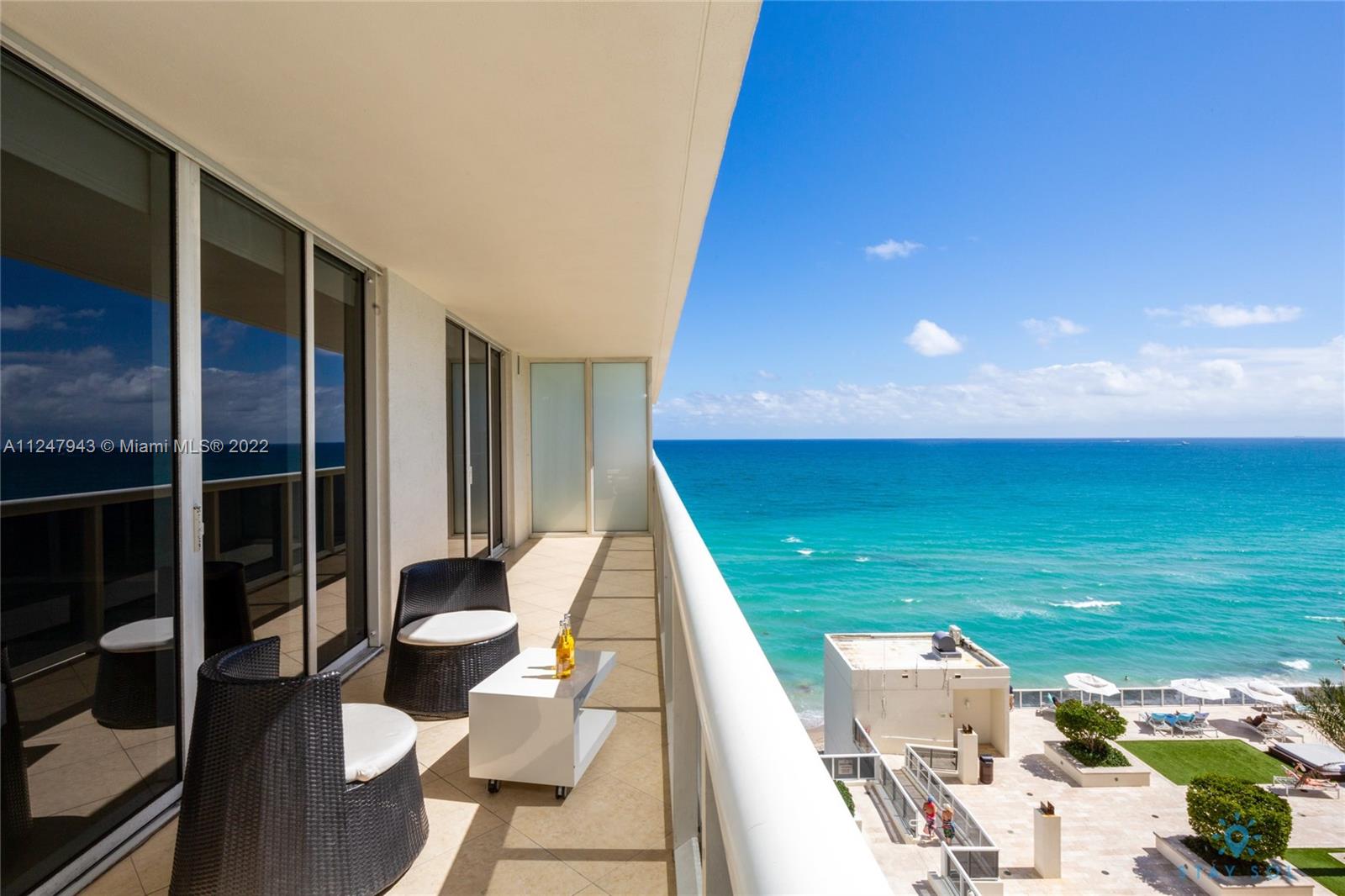 Ver detalles 1203 3 / 2 1841 sq. ft. $ 2022-10-10 0 foto