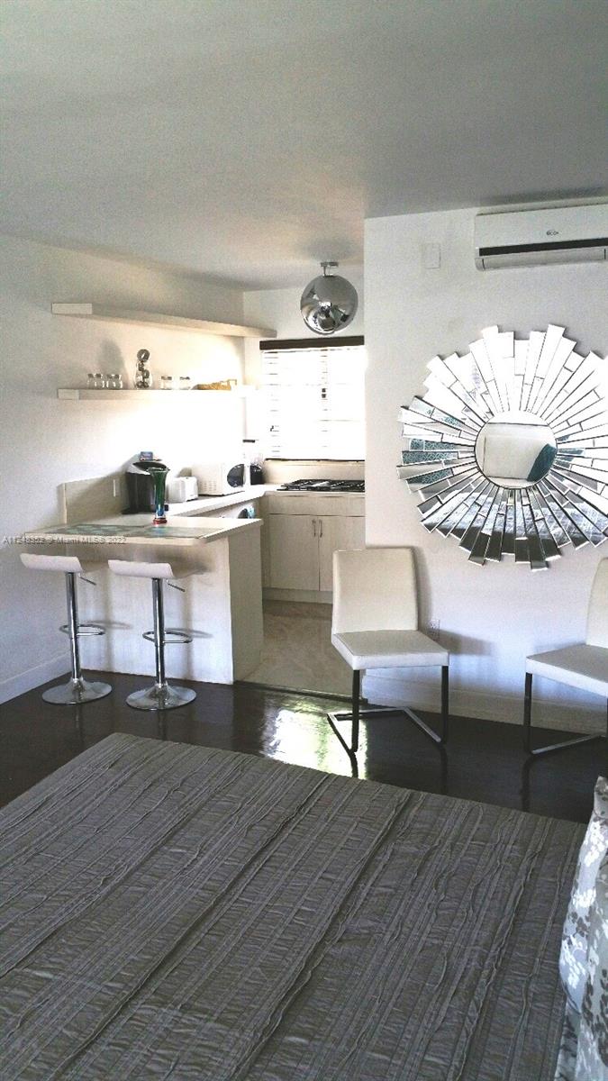 See details / sq. ft. $ 2022-07-28 0 Photo